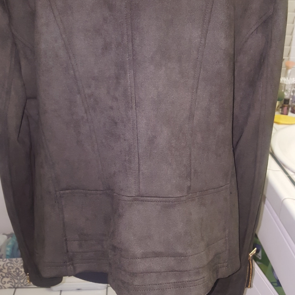 Jacket - Picture 5 of 5